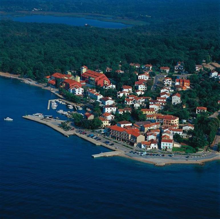 Hotel Miramare Njivice Exterior foto